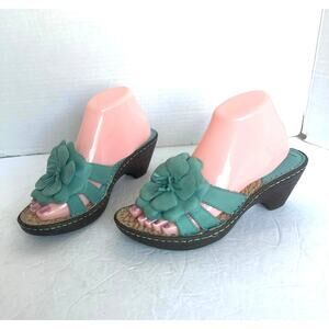 B.Ø.C BORN CONCEPT Ocean Blue Leather Flower Open Toe Slip On Wedge Sandals Sz 8